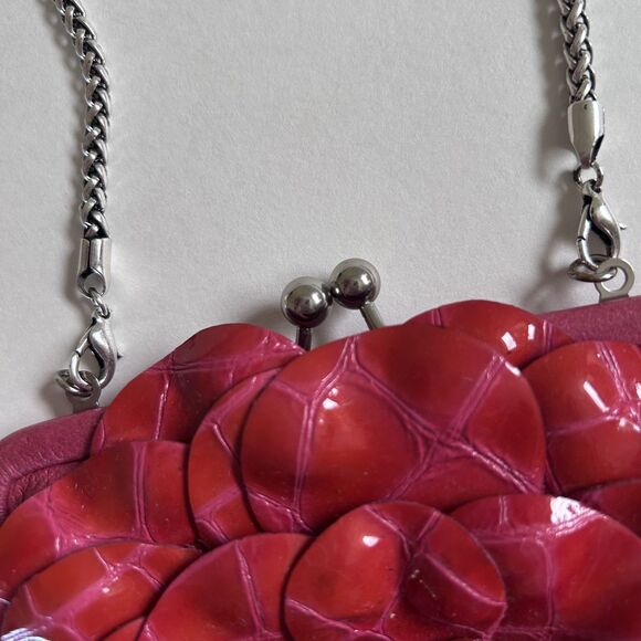 Brighton Rosalie Red Pink Patent Leather Flower Kiss Lock Crossbody Bag - Picture 2 of 13